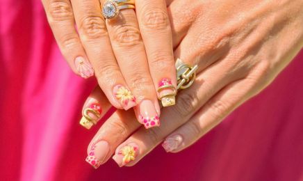 V'NAILS - PROTHESISTE ONGULAIRE & NAILARTIST : Manucure à Vence