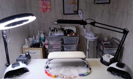 Belle & Bien (Uniquement Feminin) : Coiffeur à Cergy