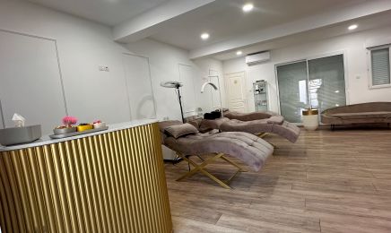 Laurine Beauty Studio : Manucure à Toulon
