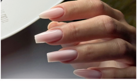 Tatya Nails : Manucure à La Séguinière