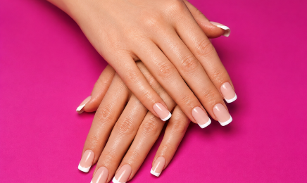 Glossy Nail by Nayeli  : Institut de beauté à Fourquevaux