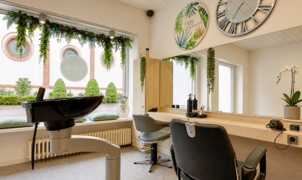 Hairlocation by Hanna: Kosmetikstudio in Frankfurt am Main