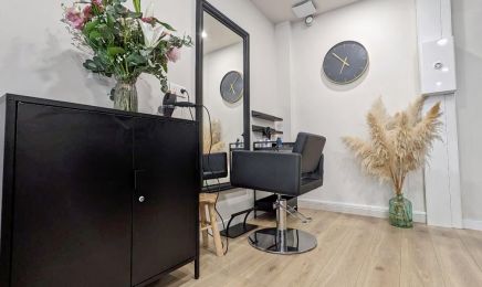 Emilie Délès | Spécialiste Cheveux Bouclés : Coiffeur à Toulouse