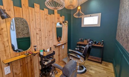 Le 96  : Coiffeur à Saint-Laurent-sur-Sèvre