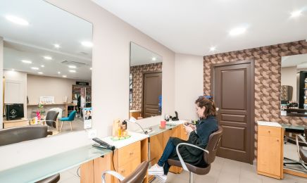 First by Laurence : Coiffeur à Angoulême