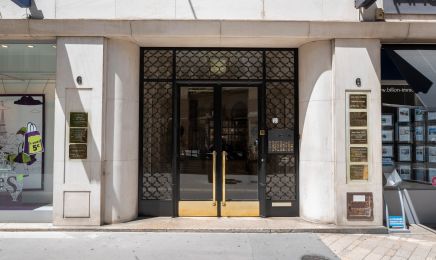 NIKI NAILS (salon ALIONA) : Coiffeur à Lyon
