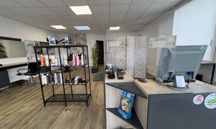 L’instant Présent  : Coiffeur à Caulnes