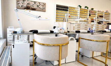 Sky Nails Lounge - Frankfurt am Main: Nagelstudio in Frankfurt am Main