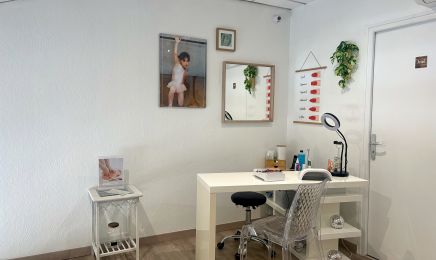 Bulle de beauté 71 : Manucure à Saint-Rémy