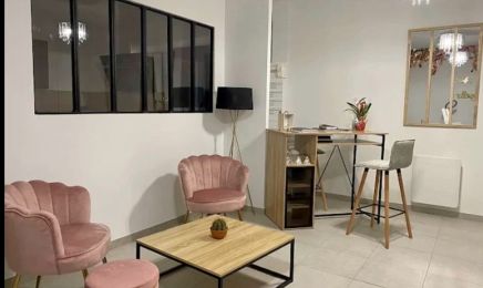 Minute beaute Kamyllia : Institut de beauté à Valence