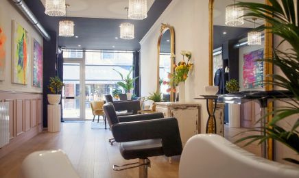 Eva M : Coiffeur à Talence