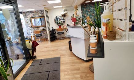 Bulles de Couleurs : Coiffeur à La Ferté-Bernard