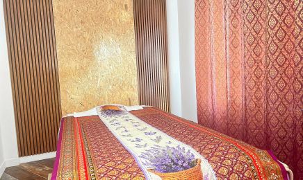 Phraephilai Thai massage : Institut de beauté à Saint-Raphaël