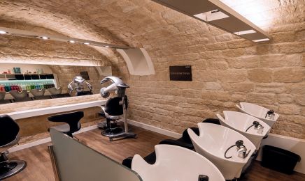 KOME Salon & Spa AVEDA - Rueil-Malmaison : Barbier à Rueil-Malmaison