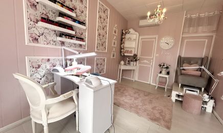 Ohlala Nes : Manucure à Saint-Yrieix-la-Perche