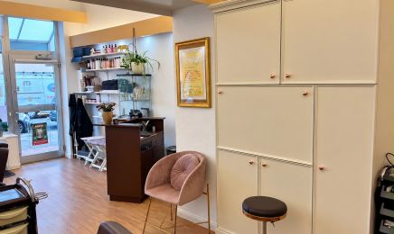 Friseursalon Alexia: Friseur in Düsseldorf