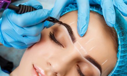 Graphye au service des Reines de Beaute : Manucure à Lesneven