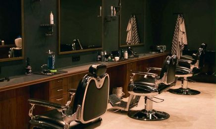 District13 • Bar • Tattoo • Piercing • Friseur: Tattoo-Künstler in Memmingen