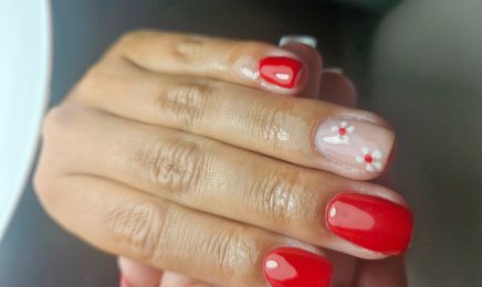 Ongles Enfolie : Institut de beauté à Rieux