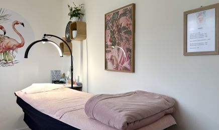 Rose Flamant | Beauté du regard & HeadSpa  : Coiffeur à Saint-Lyphard