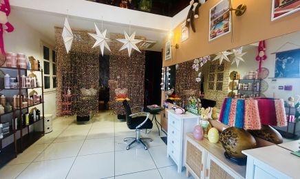 Salon Sandrine  : Barbier à Champagnac