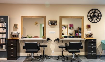 MG Coiffure : Coiffeur à Lussac-les-Châteaux