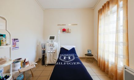 Institut Nune revolution de beaute : Manucure à Carcassonne