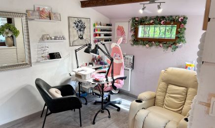 Tisha Beauty : Institut de beauté à Les Ageux