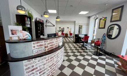 On Hair & Red Lips: Friseur in Chemnitz