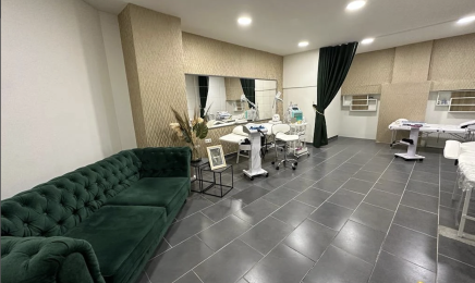 Assustyling Friseursalon: Kosmetikstudio in Gelsenkirchen