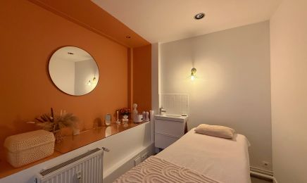 La beauté dauré : Manucure à Paris