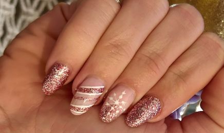 So nails : Institut de beauté à Gémenos