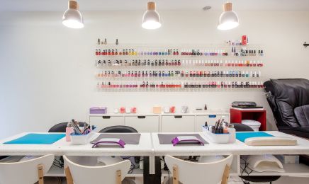 Salon Jeunesse : Manucure à Paris