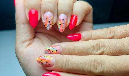 Glossy - Ongles / Cils / Strass Dentaire : Manucure à Corbas