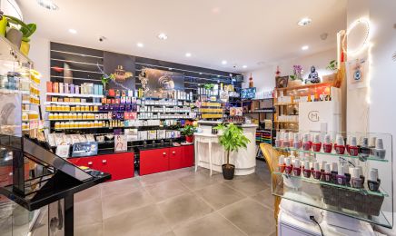 Formosa Esthétique - LPG CELLU M6 : Manucure à Fouesnant