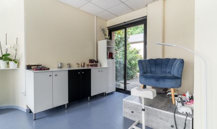 Victoria Nails : Institut de beauté à Cesson