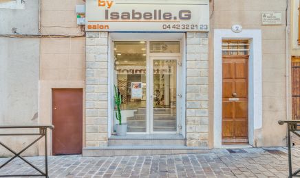 By Isabelle G : Coiffeur à Gémenos