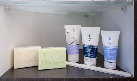 L'Onglerie® - Bonchamp-lès-Laval : Manucure à Bonchamp-lès-Laval
