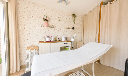 Loïne Beauté : Manucure à Gardanne