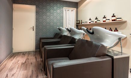 Au Petit Salon : Coiffeur à Saint-Médard-en-Jalles