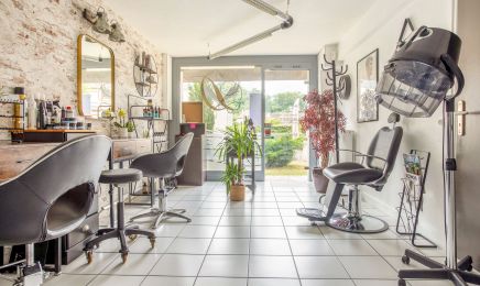 Les Ciseaux de Marie : Coiffeur à Saint-Pantaléon-de-Larche
