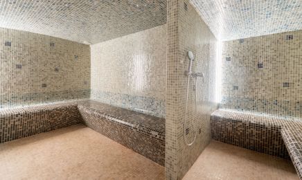 Spa Lüvència : Manucure à Saint-Étienne-de-Tinée