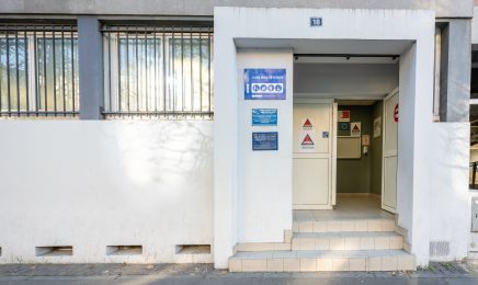 Lycée Saint-Vincent-de-Paul : Manucure à Saint-Denis