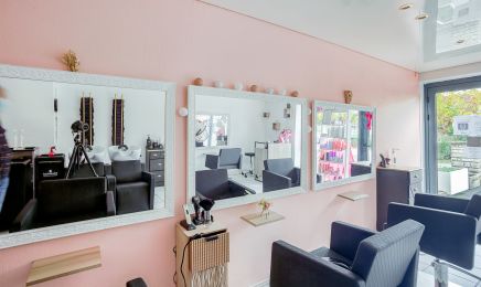 Le Miroir by Laly  : Coiffeur à Trélissac