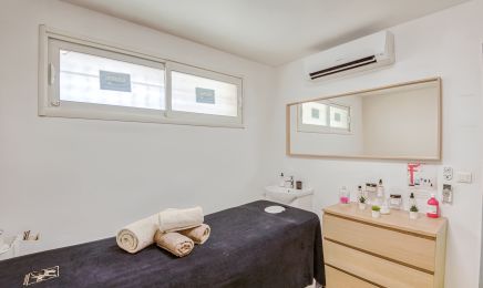 Instant d’évasion - L’ Atelier des Arts : Institut de beauté à Lambesc