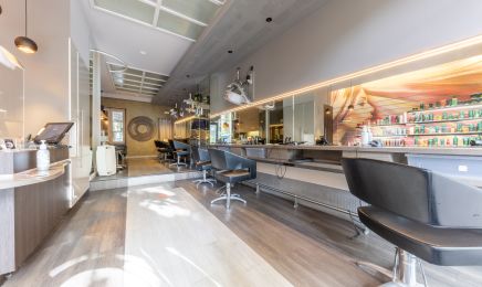 Création Center Color : Coiffeur à Vannes