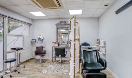 l'Atelier des Styles  : Coiffeur à Nueil-les-Aubiers