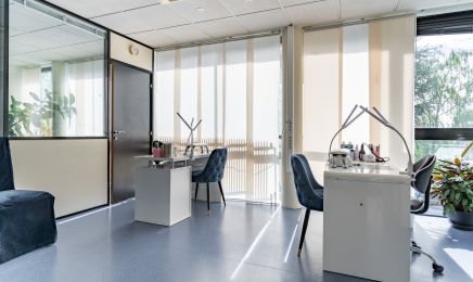 Victoria Nails : Institut de beauté à Cesson