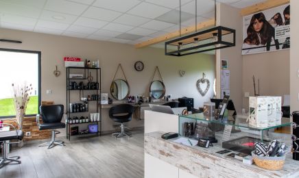 caract hair coiffure : Coiffeur à Noirefontaine