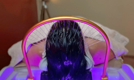 Un soir de mars - Faustine MG : Coiffeur à Maubec